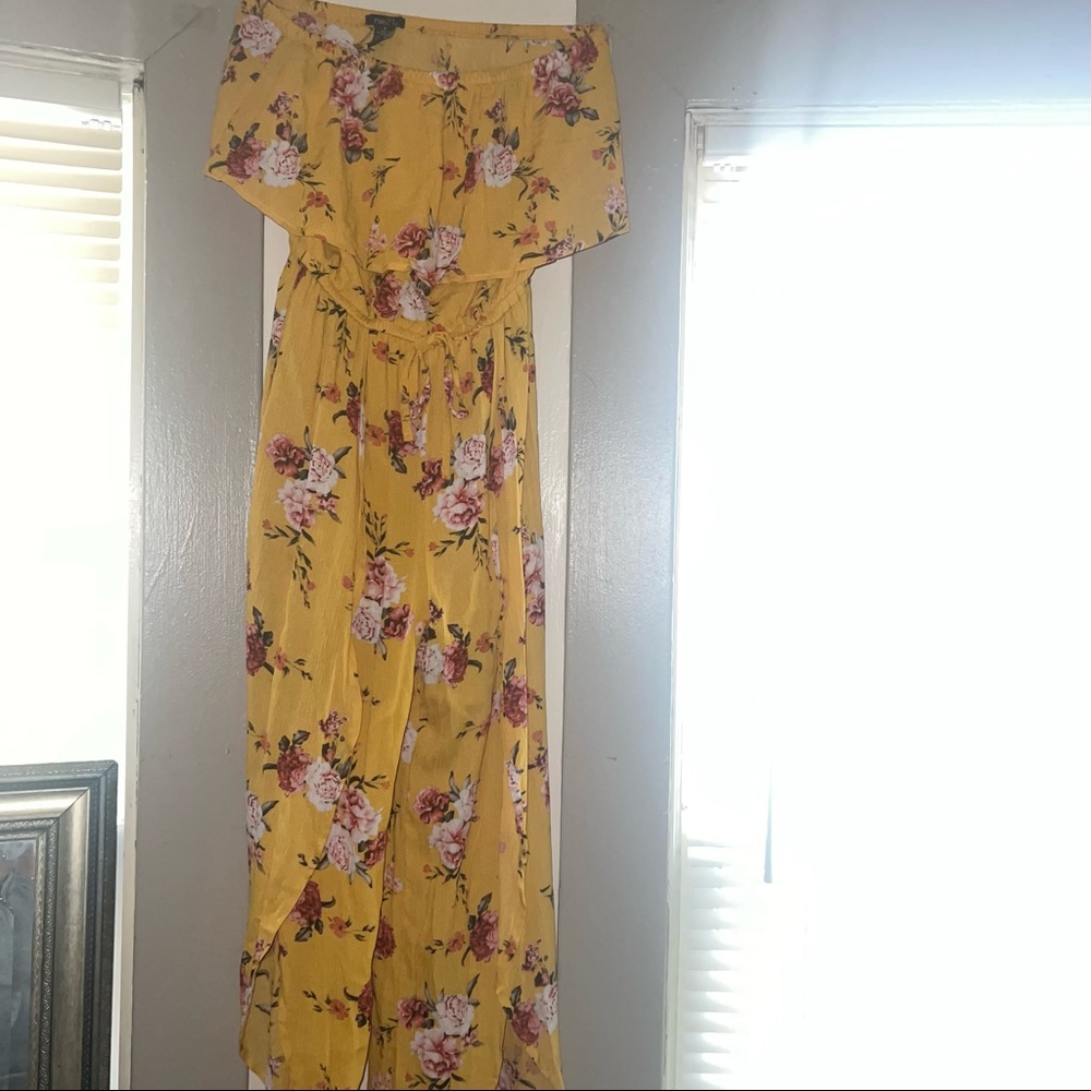 Never worn smoke-free pet free home floral multicolor jumpsuit pant size small